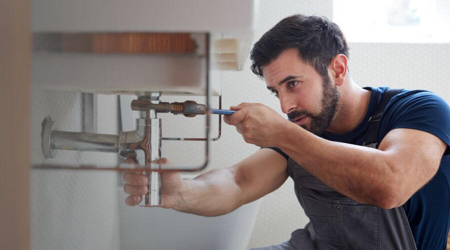 Water heater leaking fix in Tuscarora, MD